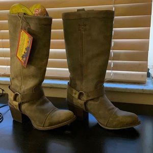 Beautiful cowgirl boots